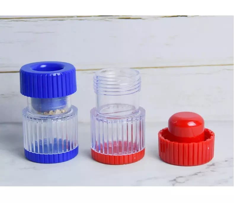 2 in 1 pill crusher product display 6