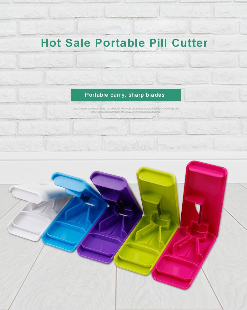 portable mini pill cutter product display 1