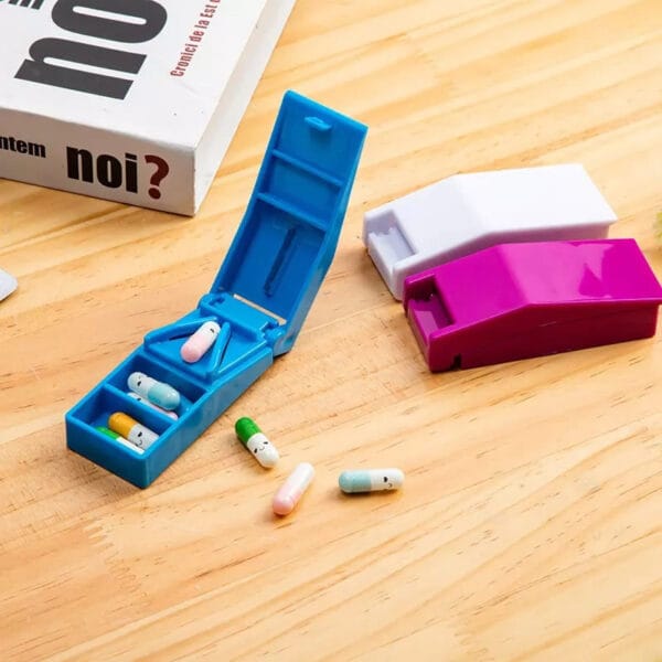 portable pill cutter 4