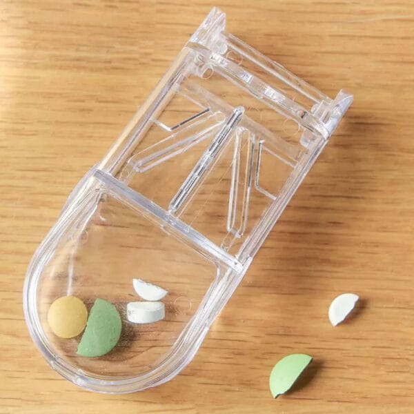 portable transparent pill cutter 3