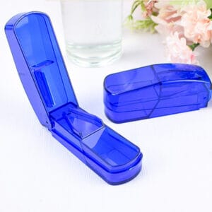 promotional transparent pill cutter 3