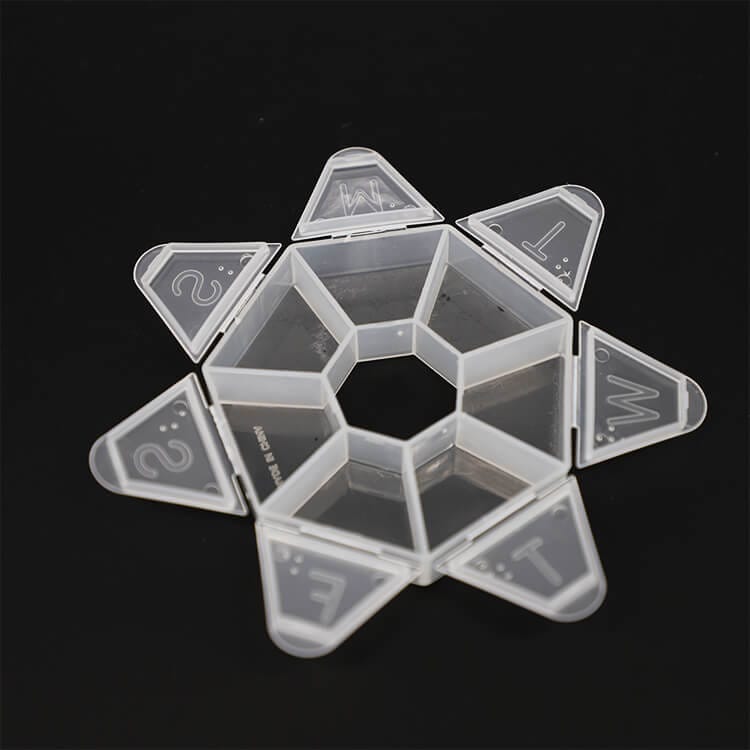 transparent weekly braille pill box product display 2