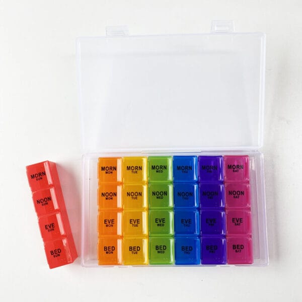 weekly travel pill box 28 compartment 1