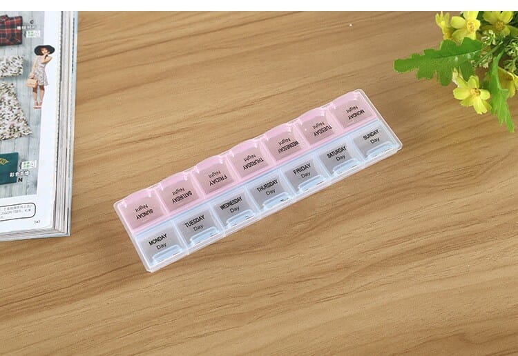 14 compartment weekly pill box product display 3