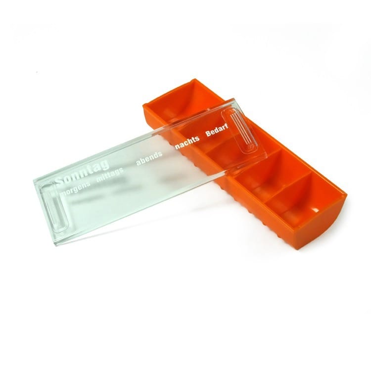 5 compartment daily pill box product display 4