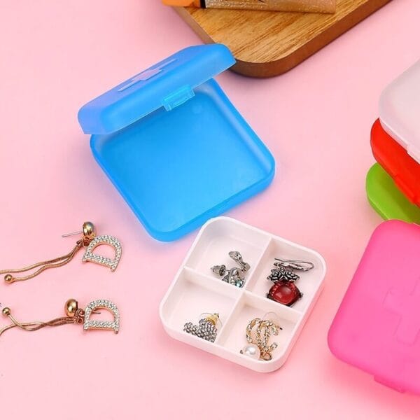 mini plastic pill organizer 4