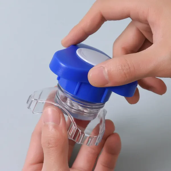 Pill Crusher Grinder Tablets Pills Crush Grind Powder Storage Box Cutter New Portable Tablet Crusher Grinder Multifunction (10)