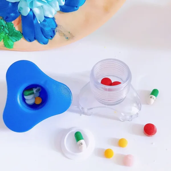 Pill Crusher Grinder Tablets Pills Crush Grind Powder Storage Box Cutter New Portable Tablet Crusher Grinder Multifunction (4)