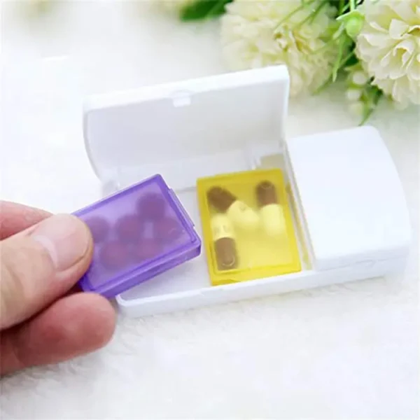 2 Compartment Pill Box with Pill Cutter (2)