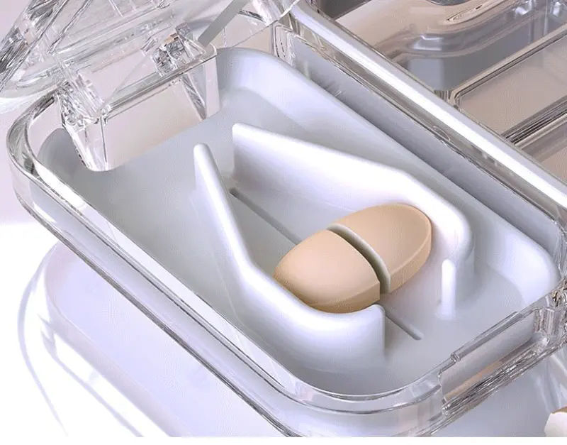 2 in 1 Pill Organizer with Cutter (8)