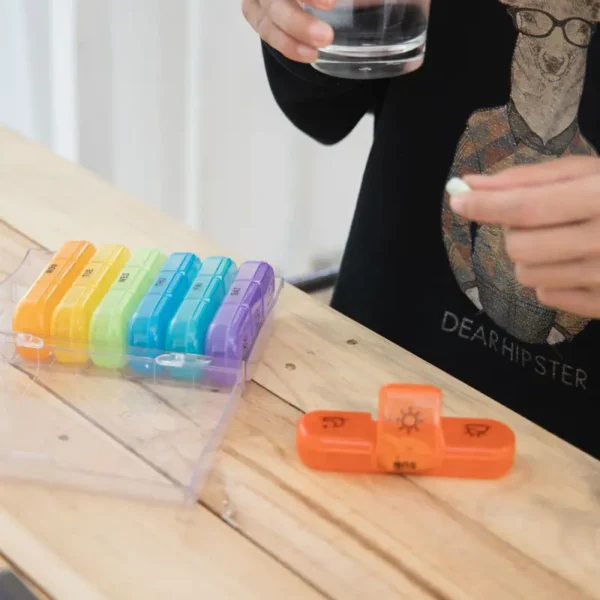 7 Day Pill Organizer BS1232J (8)
