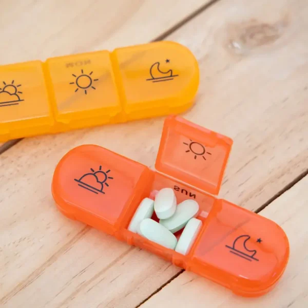 7 Day Pill Organizer BS1232J (9)