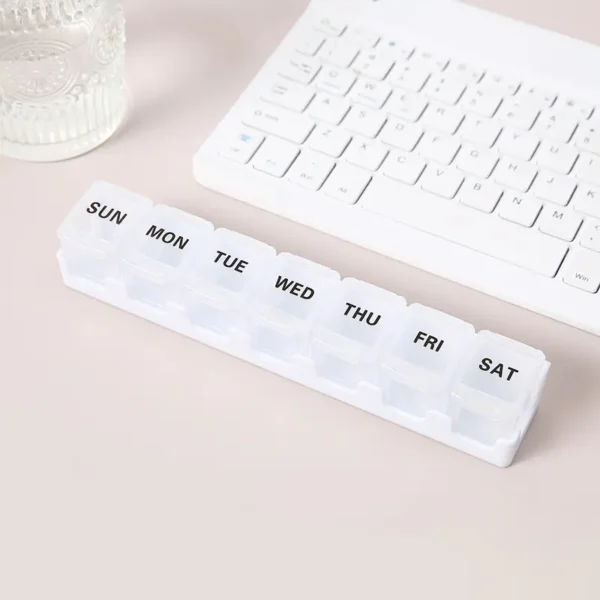 7 Day Removable Rainbow Pill Box (4)
