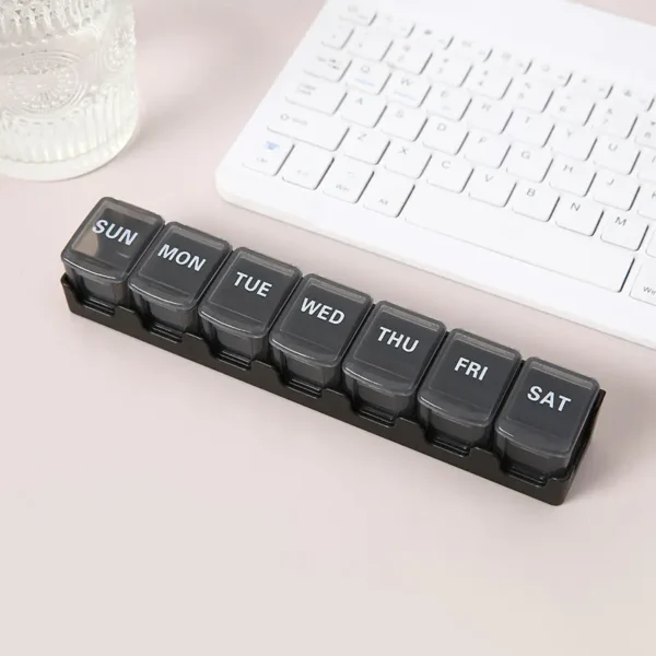 7 Day Removable Rainbow Pill Box (5)