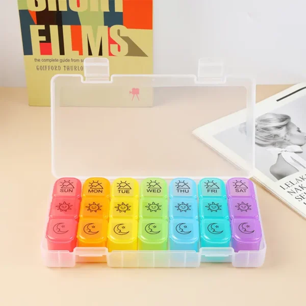 Large Capacity 7 Day Pill Organizer (6)