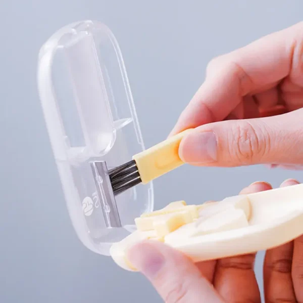 Magnetic Pill Cutter with Storage (2)
