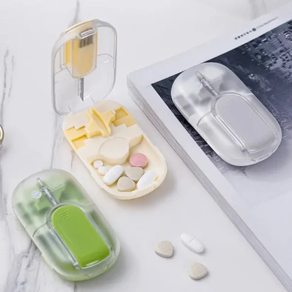 Magnetic Pill Cutter with Storage (6)