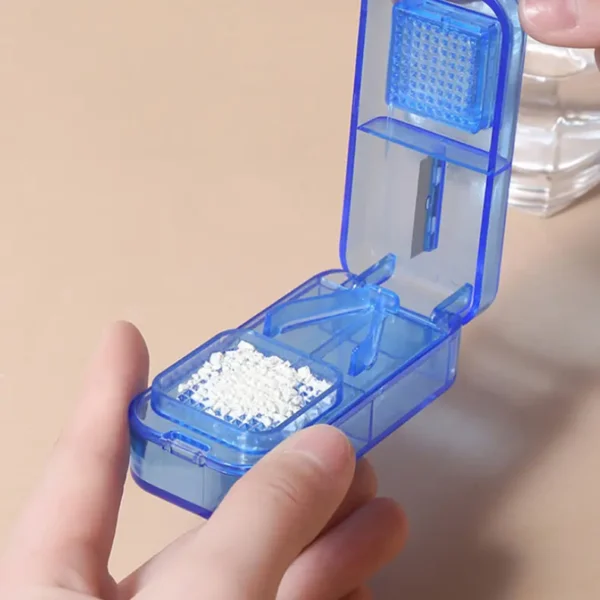 Multi function Pill Cutter Grinder Tablets Splitter 3 In 1 Pill Splitter With Pill Box (8)