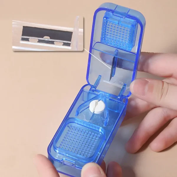 Multi function Pill Cutter Grinder Tablets Splitter 3 In 1 Pill Splitter With Pill Box (9)