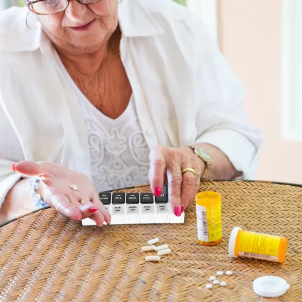 Portable 7 Day Pill Box with AMPM Compartments (8)