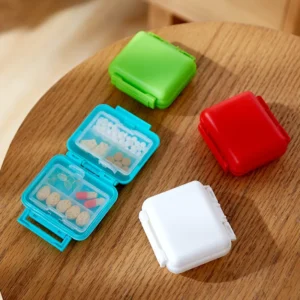 Portable Large Capacity Medicine Storage Box (4)