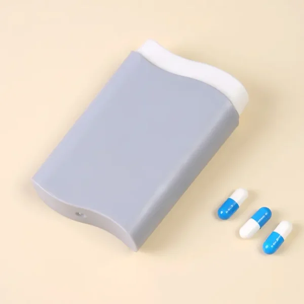 Portable pill box (8)