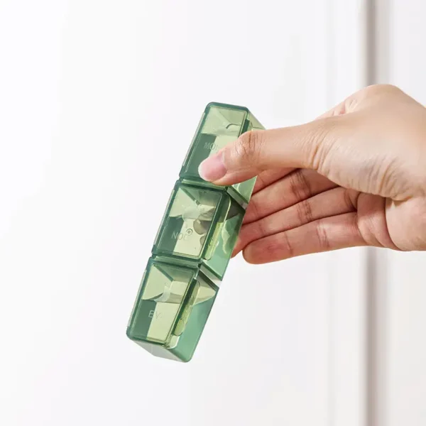 Travel Wholesale Plastic 7 Day Pill Box Case Medicine Case 21 Compartments Pill Box With Pill Cutter (10)
