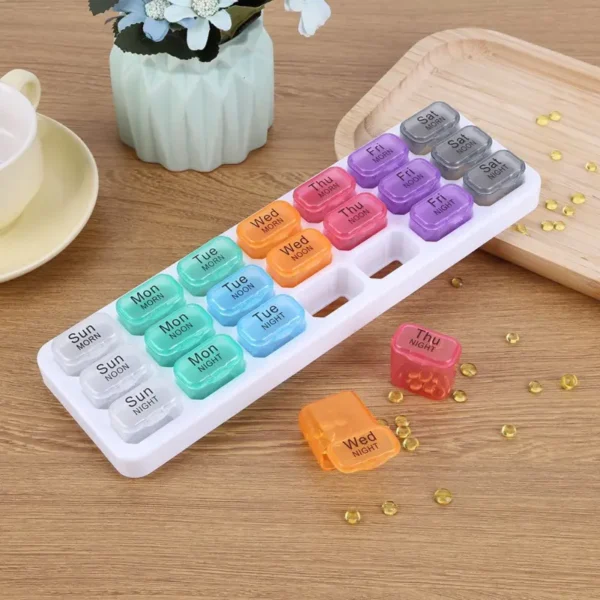 Weekly Pill Organizer (6)